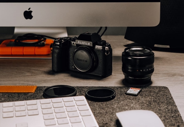 cameras-for-street-photography-entry-header-opt